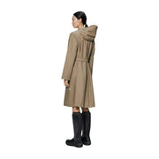 Rains Damen-Blazer, lang, beige, aus Polyester mit Kapuze, Taillengürtel und langen Ärmeln, Vorderansicht