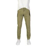 Refrigiwear Herren-Stretchhose aus grüner Baumwolle in Khaki mit schmaler Passform, dezentem Glanz und zwei Vordertaschen