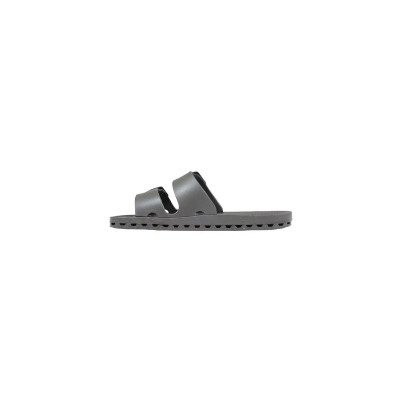 Graue Leder-Sandalen mit zwei Riemen und profilierter Sohle aus der Sensi Damen-PVC-Slipper-Kollektion „La Jolla“ (graue offene Zehenpartie).