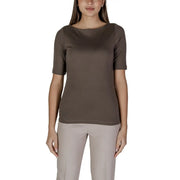 Woman wearing dark brown short-sleeve boat neck slip-on T shirt from Street One