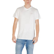 Weißes Tommy Hilfiger Rundhals-T-Shirt mit dezentem Logo auf der linken Brust, aus Bio-Baumwolle für Herren