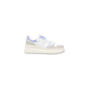 Tommy Hilfiger Weiße Damen-Sneaker aus Wildleder mit lavendelfarbenem Plateau und klobiger Sohle sowie weißen Schnürsenkeln