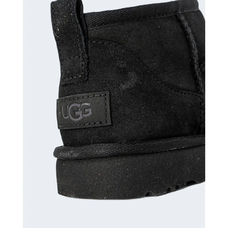 Schwarze UGG Damen-Lederstiefel, klassische Ultra-Mini-Stiefel mit Obermaterial aus Wildleder und Ziernähten